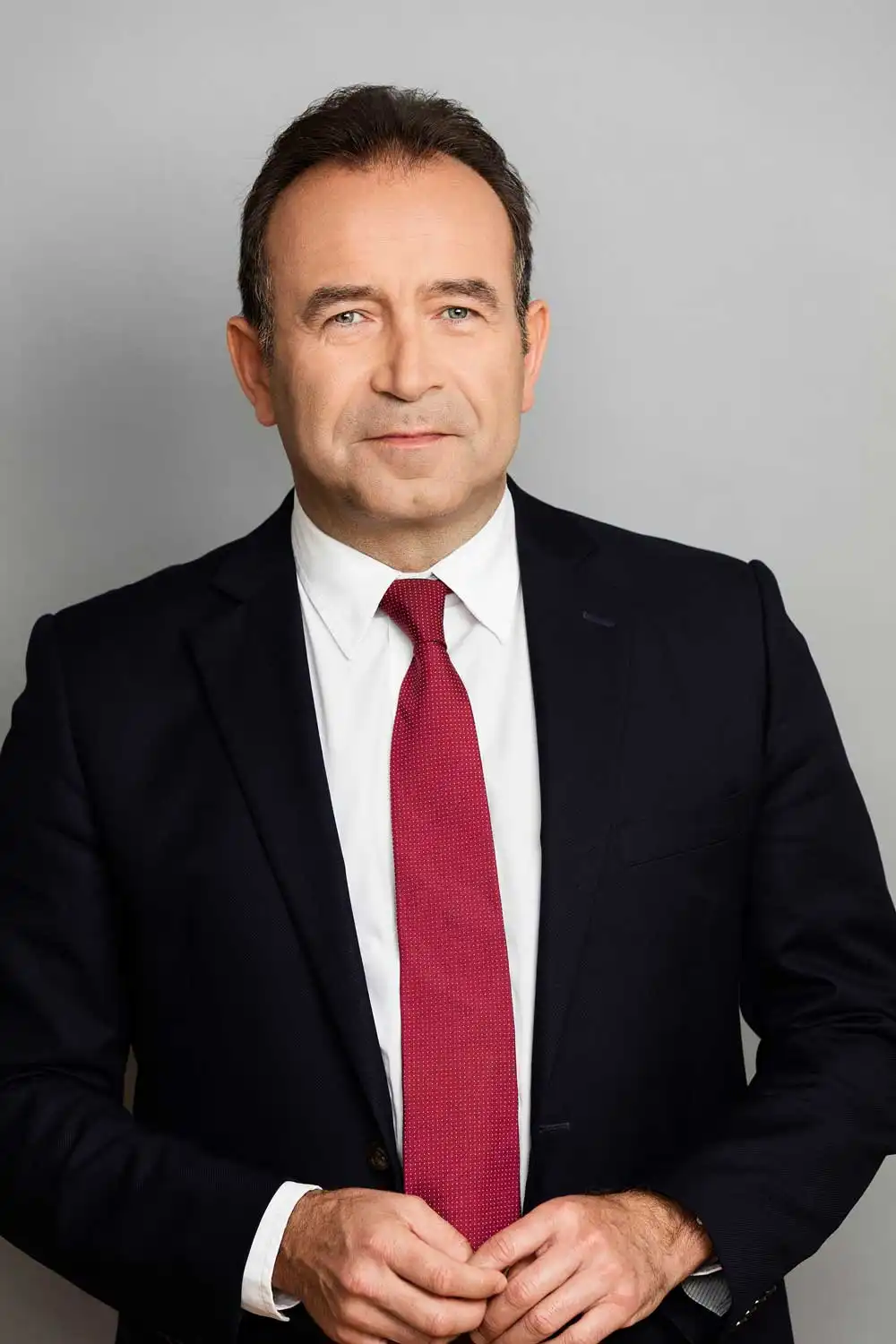 Miquel Calçada i Olivella: El Periodista que Revolucionó la Televisión Catalana