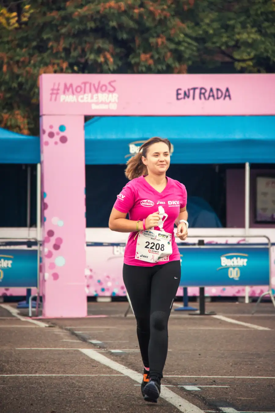 Corredoras en una carrera popular femenina, como la Cursa de la Dona de Vilanova