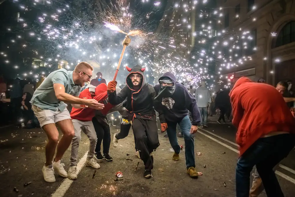 Correfoc, uno de los actos tradicionales de la Festa Major Petita de Canyelles